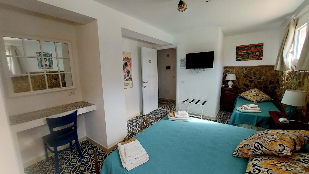 سانتا فلافيا Vfh Villa Flavia Eco B&B - 50 Metri Dal Mare المظهر الخارجي الصورة